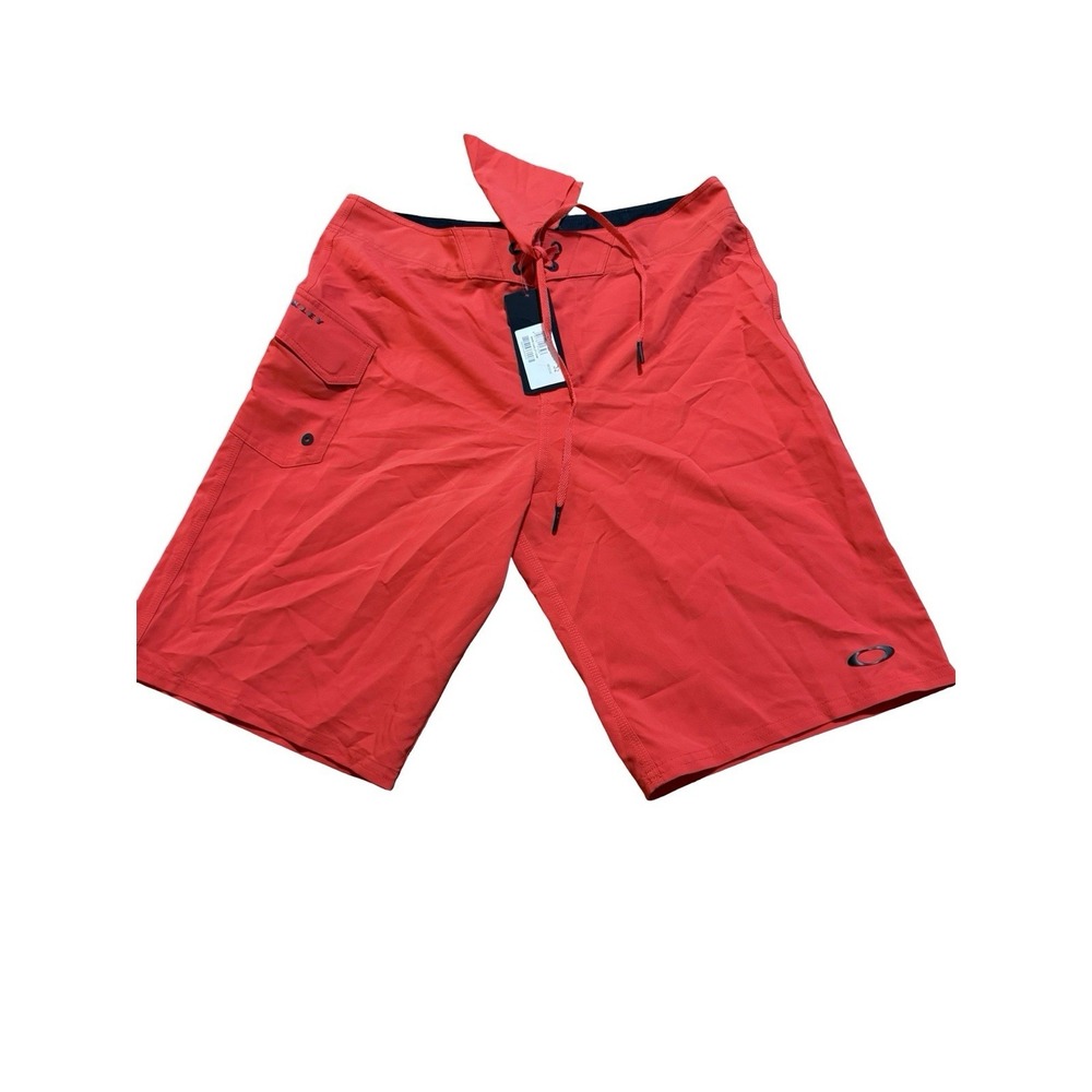 Oakley Kana 21" Boardshort - Poppy Red - NWT - Sz 32 - $75